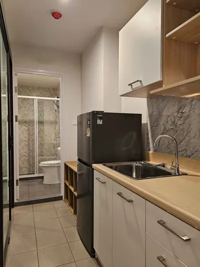 Regent Home Wutthakat Building B的开间公寓出租，第5张，共5张