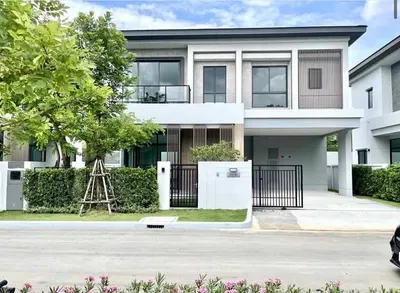4-bed house for rent in Bangkok, photo 1 of 5