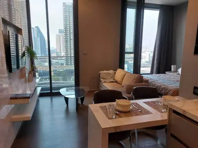 1-bed condo for rent at THE ESSE at SINGHA COMPLEX, photo 1 of 5