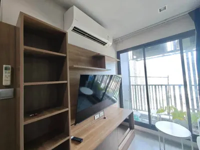 Condo 1 chambre à louer près de la station MRT Ratchadaphisek, photo 3 sur 5