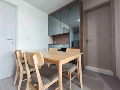 Condo 1 chambre à louer près de la station MRT Ratchadaphisek, photo 4 sur 5