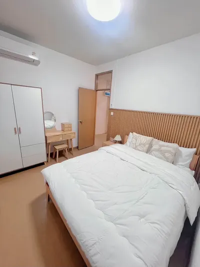 5-bed house for rent near MRT Huai Khwang, photo 4 of 5