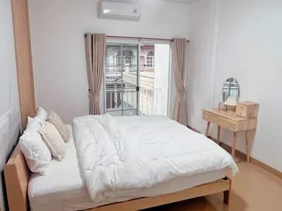 5-bed house for rent near MRT Huai Khwang, photo 5 of 5