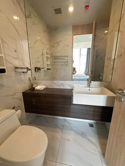 2-bed condo for rent at Noble BE19, photo 3 of 5