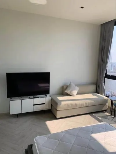 Studio condo for rent at Chapter Charoenkrung-Riverside, photo 1 of 5