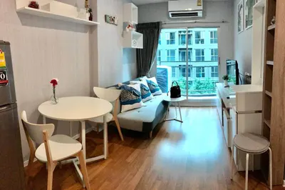 Condo for rent near BTS Bang Na, photo 2 of 5
