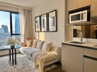 Condo 1 chambre à louer près de la station MRT Khlong Toei, photo 2 sur 5