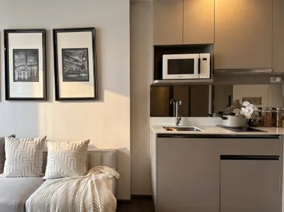Condo 1 chambre à louer près de la station MRT Khlong Toei, photo 3 sur 5