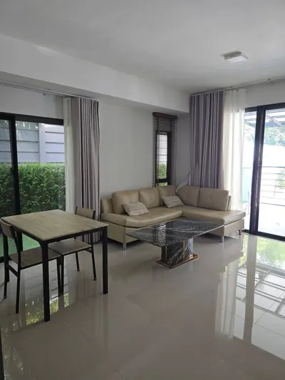 Pleno Sukhumvit-Bangna 2的3房联排别墅出租，第2张，共5张