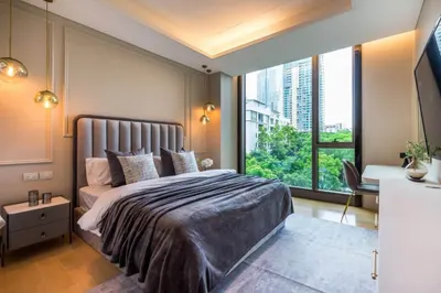 Condo 2 chambres à louer à Baan Sindhorn (บ้านสินธร), photo 1 sur 6