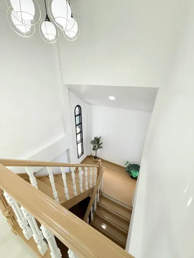 Village kc garden home的5房独栋住宅出售，第3张，共5张
