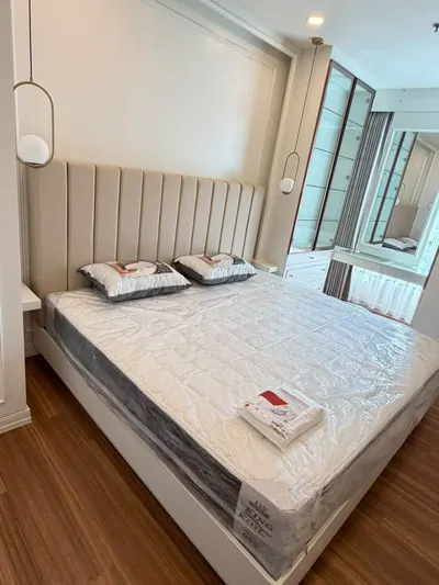 1-bed condo for rent near BTS Khlong San, photo 1 of 5