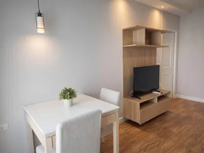 This listing, photo 3