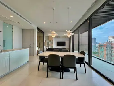 ขายคอนโด 2 ห้องนอน VITTORIO Sukhumvit 39 รูปที่ 3 จาก 9
