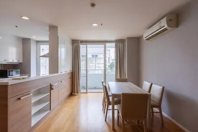 2-bed condo for rent near BTS Thong Lo, photo 3 of 5