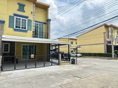 Golden Town Onnut-Pattanakan的4房独栋住宅出售，第2张，共10张