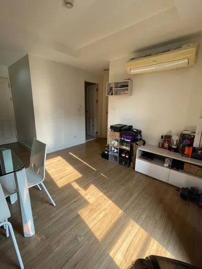 Condo 2 chambres à vendre à The Kris 5 Ratchada 17, photo 2 sur 5