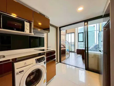 1-bed condo for rent near MRT Phra Ram 9, photo 5 of 5