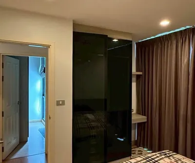 2-bed condo for rent near BTS Ekkamai, photo 3 of 5