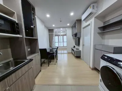 Condo 1 chambre à louer près de la station ARL Ramkhamhaeng, photo 1 sur 5