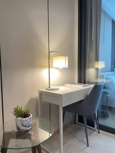 1-bed condo for rent at Life One Wireless, photo 5 of 10
