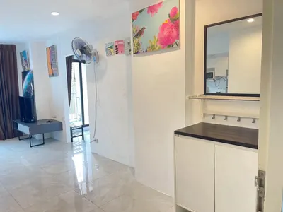2-bed condo for rent near BTS Bang Na, photo 3 of 5