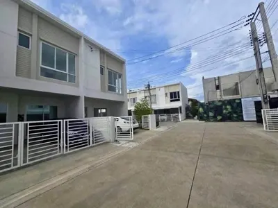 BTS 窟口站附近的2房独栋住宅出租，第2张，共5张
