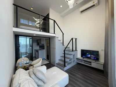 1-bed condo for rent near MRT Phra Ram 9, photo 1 of 5