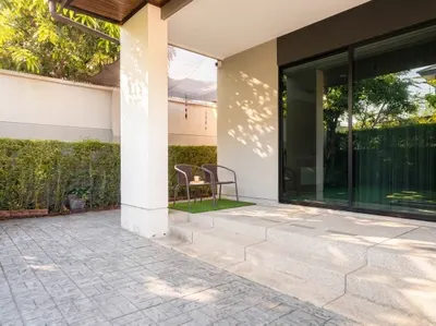 4-bed house for rent near MRT Bang Khun Non, photo 4 of 5