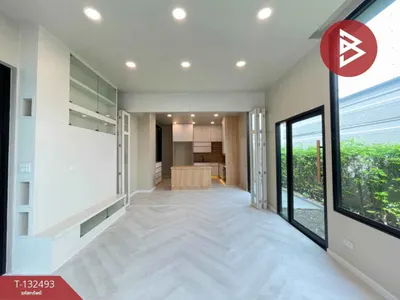 4-bed townhouse for sale in Prawet, photo 3 of 5