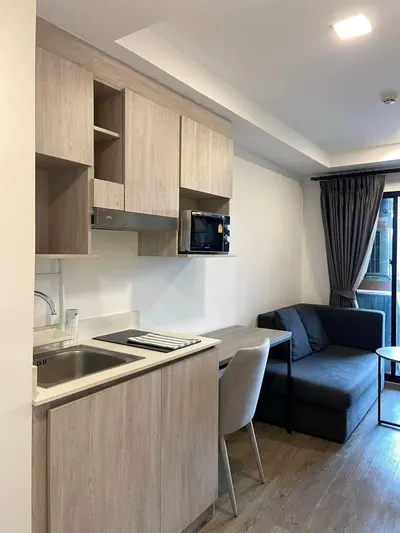 1-bed condo for rent near BTS Ari, photo 3 of 5