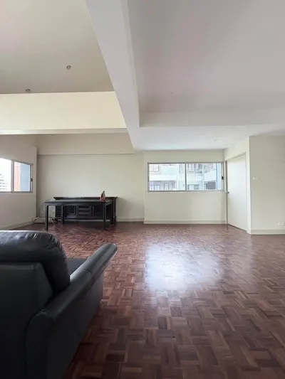 2-bed condo for rent near BTS Asok, photo 9 of 9