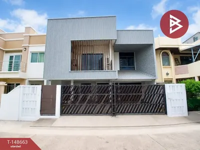 4-bed townhouse for sale in Yan Nawa, photo 1 of 5
