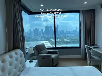 Aguston Sukhumvit 22の3ベッドルームコンドミニアム（賃貸）、写真1/5