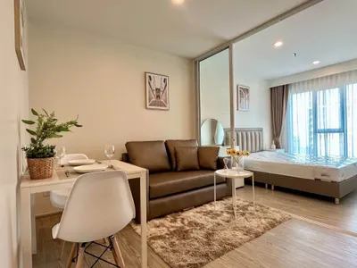 Condo for rent at Regent Home Bangna, photo 3 of 8