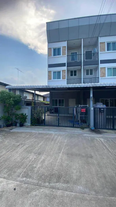 ให้เช่าทาวน์เฮาส์ 3 ห้องนอน ใกล้ ARL บ้านทับช้าง รูปที่ 5 จาก 5