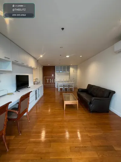 Condo 3 chambres à louer près de la station BTS Chong Nonsi, photo 2 sur 5