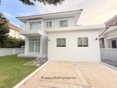 ขายบ้าน 4 ห้องนอน ใกล้ ARL ลาดกระบัง รูปที่ 2 จาก 5