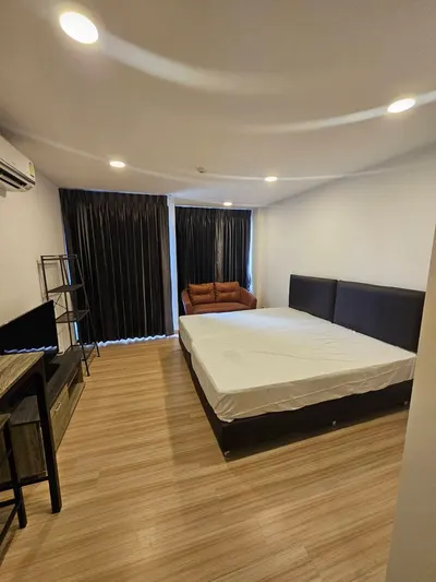 Chateau In Town Pinklao - Siriraj的1房公寓出租，第1张，共5张