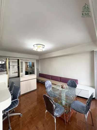 1-bed condo for rent near MRT Phra Ram 9, photo 1 of 5