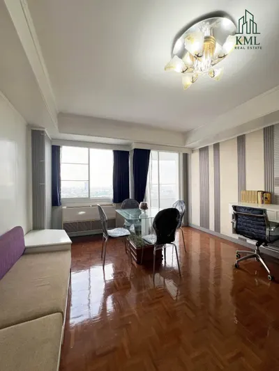 1-bed condo for rent near MRT Phra Ram 9, photo 4 of 5
