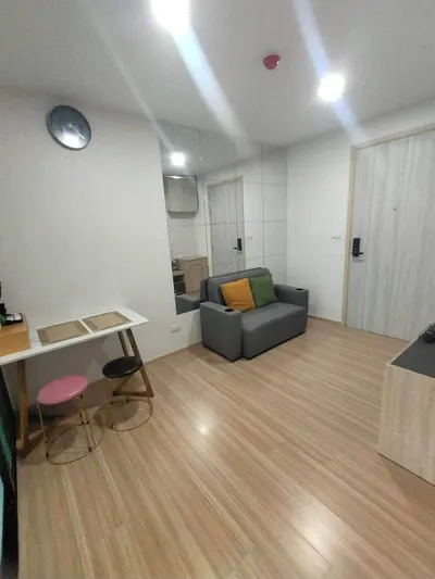 Condo 1 chambre à louer près de la station MRT Lat Phrao, photo 1 sur 7