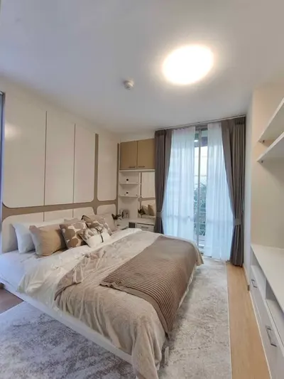 Condo 1 chambre à vendre près de la station ARL Hua Mak, photo 1 sur 5