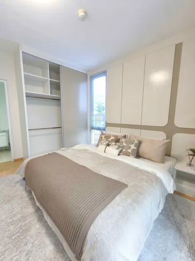 Condo 1 chambre à vendre près de la station ARL Hua Mak, photo 2 sur 5