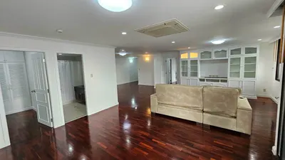 3-bed condo for rent near BTS Phrom Phong, photo 5 of 5