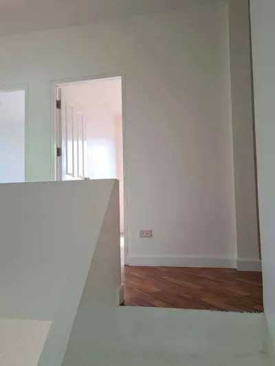 3-bed townhouse for rent near MRT Bang Kapi, photo 2 of 5