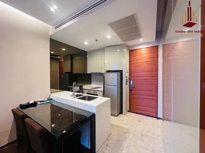 Condo 1 chambre à louer près de la station MRT Khlong Toei, photo 2 sur 5