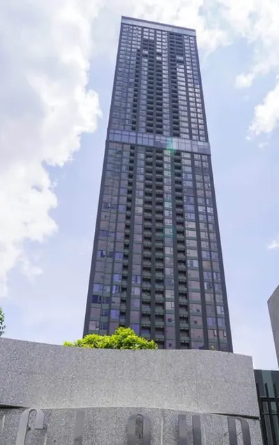 Condo 1 chambre à louer près de la station MRT Phra Ram 9, photo 1 sur 5