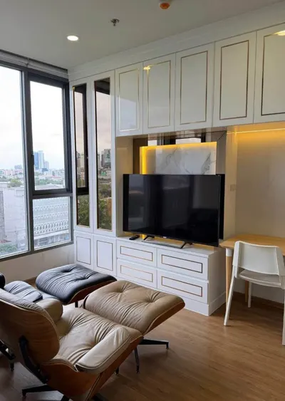 Condo 1 chambre à louer près de la station MRT Phra Ram 9, photo 3 sur 5