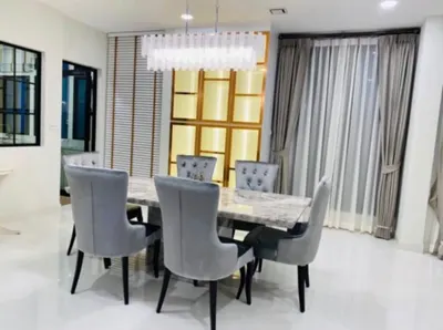 4-bed house for rent in Saphan Sung, photo 3 of 5